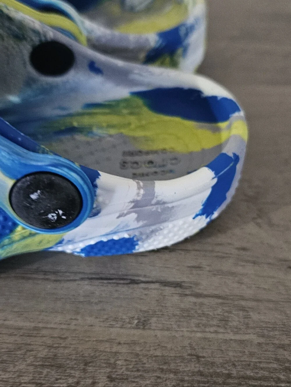 CROCS Kids Blue, Yellow & White Batman Charm Tie-Dye Clogs Baby Infant 6